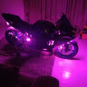 Meet your Posher, Ross ash